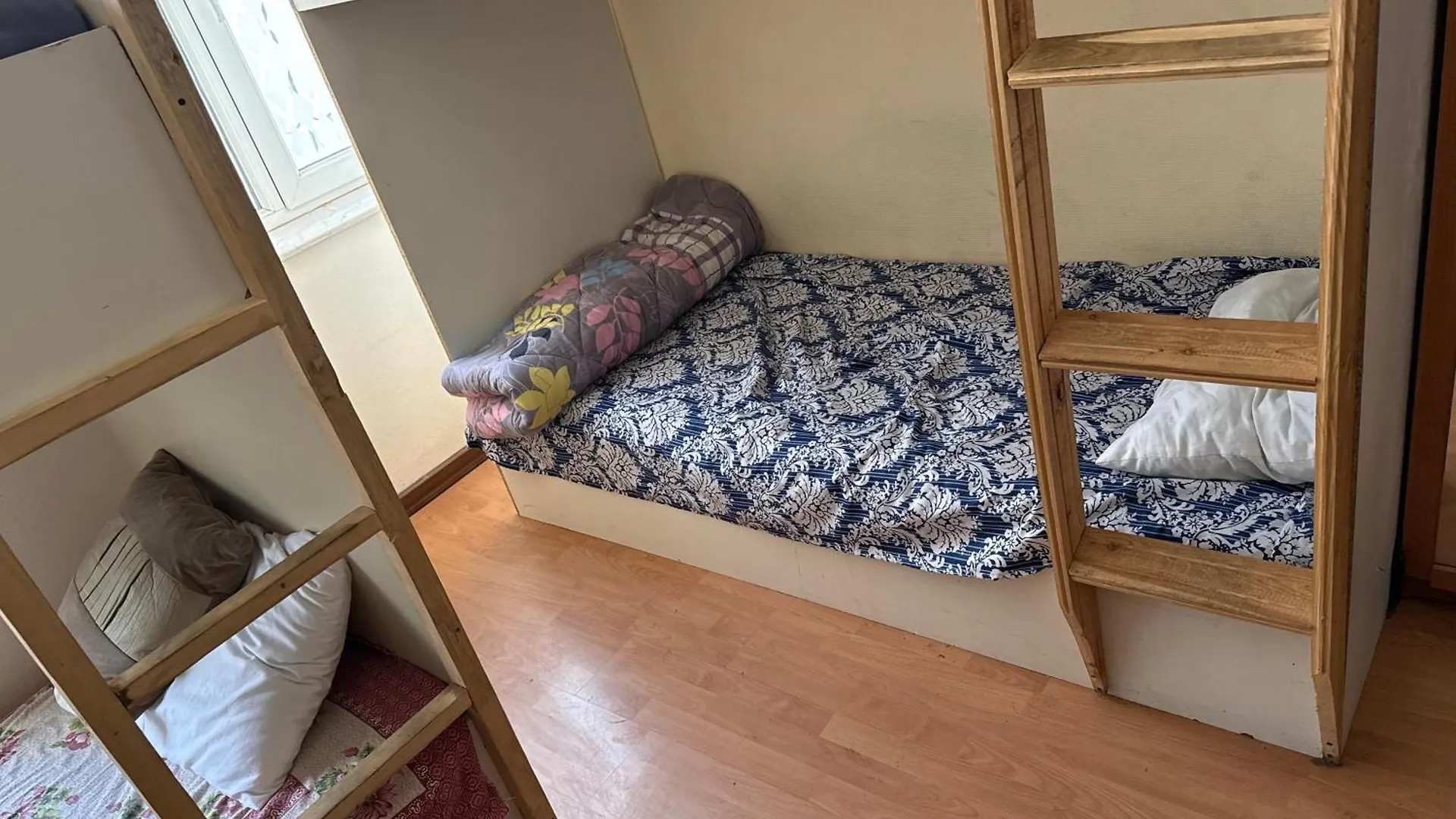 Mian Jee Hostel Baku 0*,  Azerbaïdjan